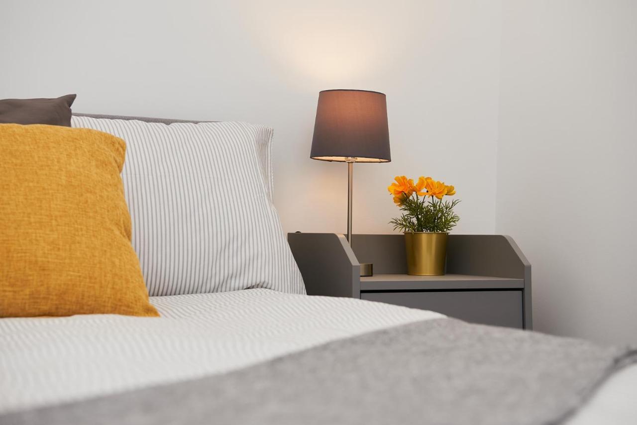 High Spec 2 Bed Apartment W/Parking Available London Bagian luar foto