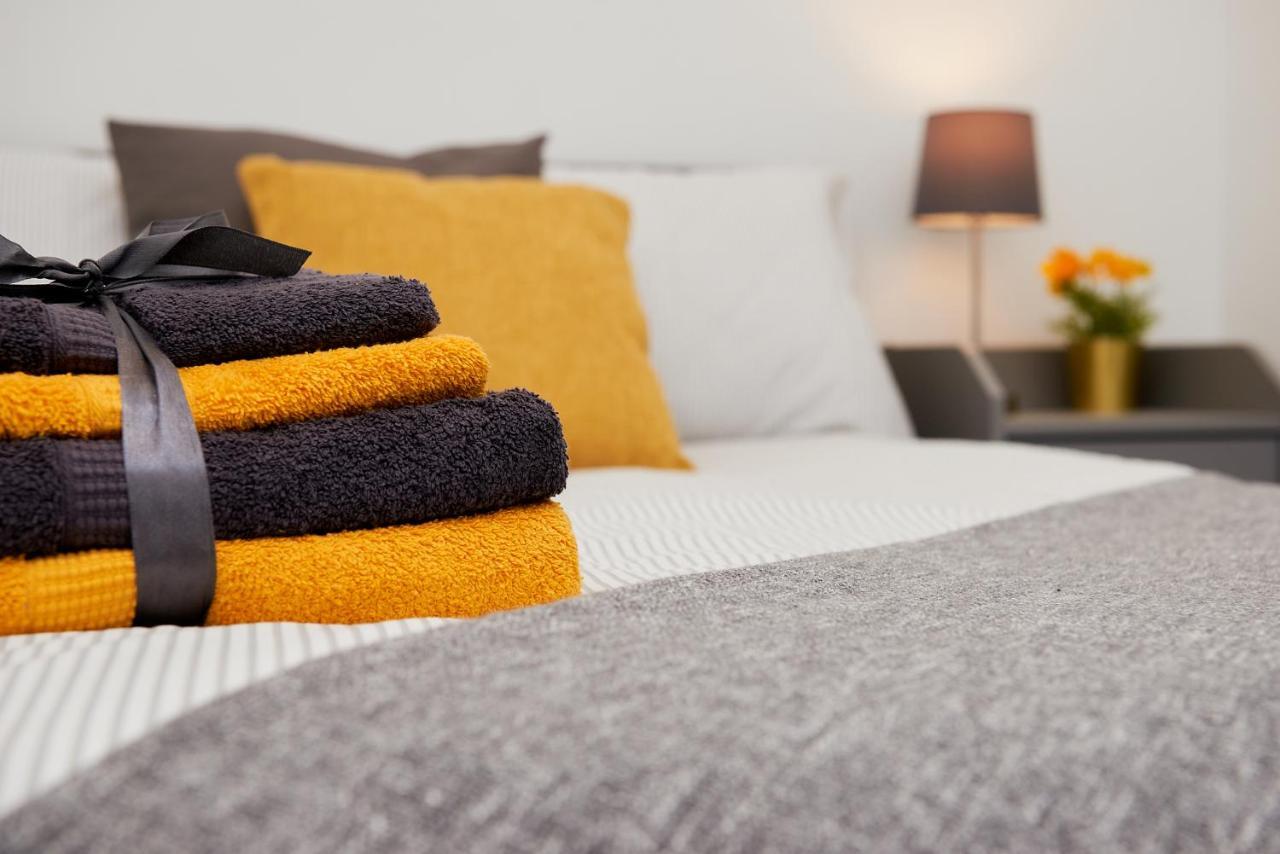 High Spec 2 Bed Apartment W/Parking Available London Bagian luar foto